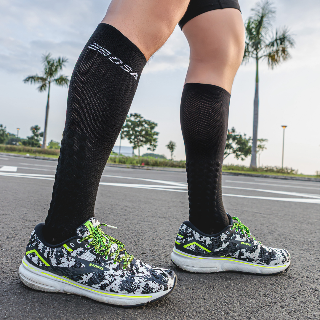 Black Max Compression Running Socks