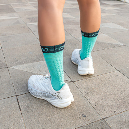 Tidal Mint High Compression Running Socks
